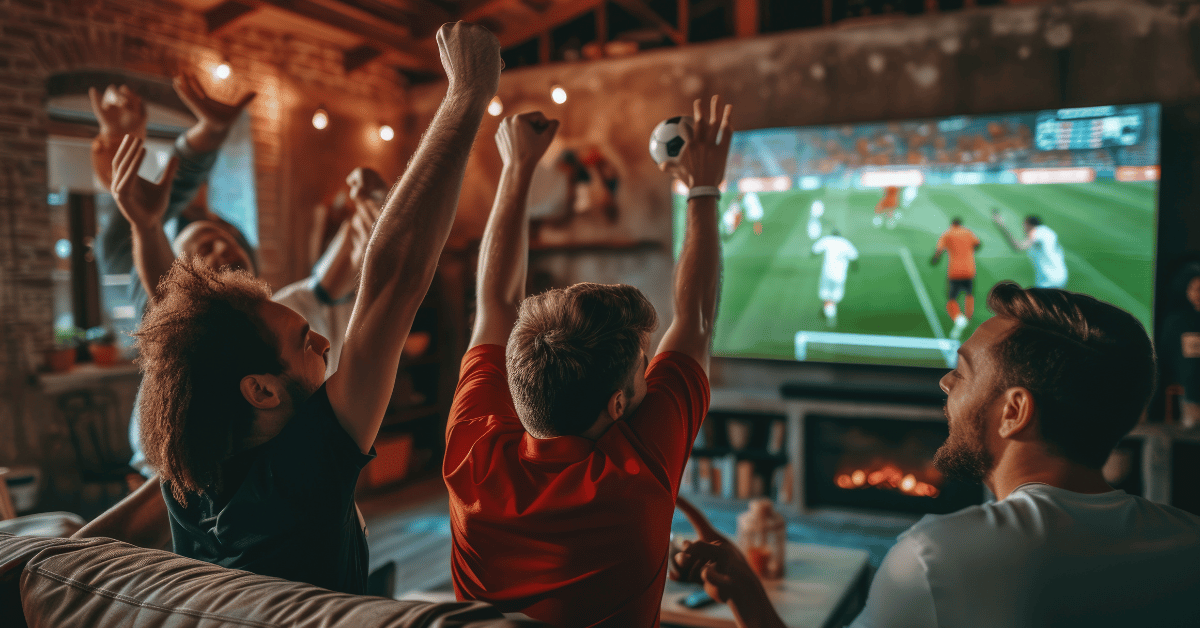 TV, Soundbar, Beamer – Spitzenreiter-Setup zur WM